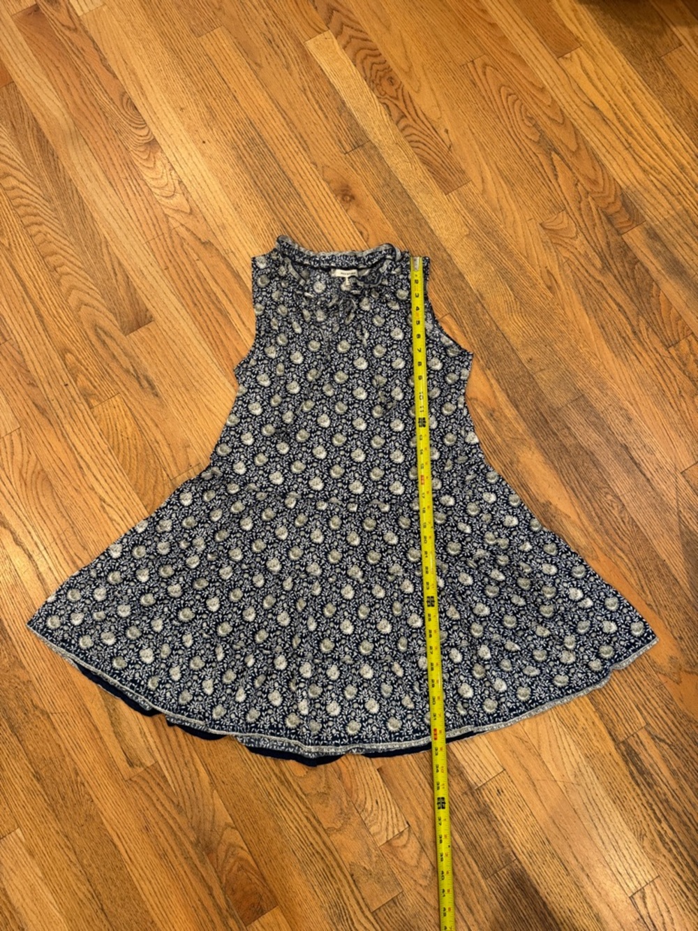 Max Studio Navy and Ivory Floral Top - Picture 6 of 6